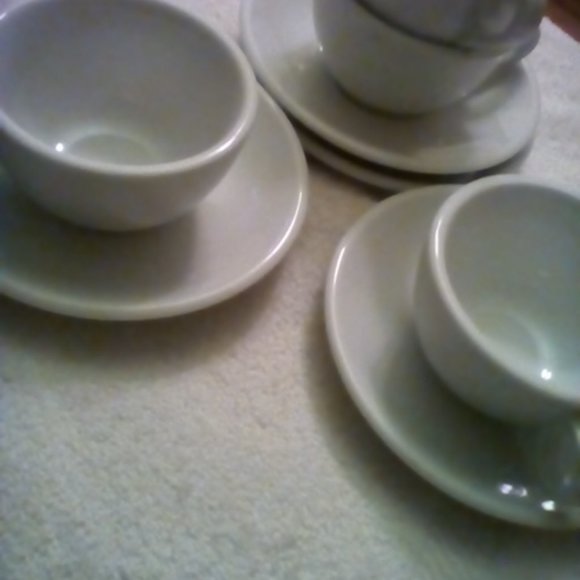 Capuchino Cups and Saucers - Picture 1 of 2